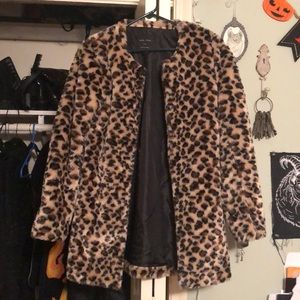 Faux fur leopard print coat/jacket